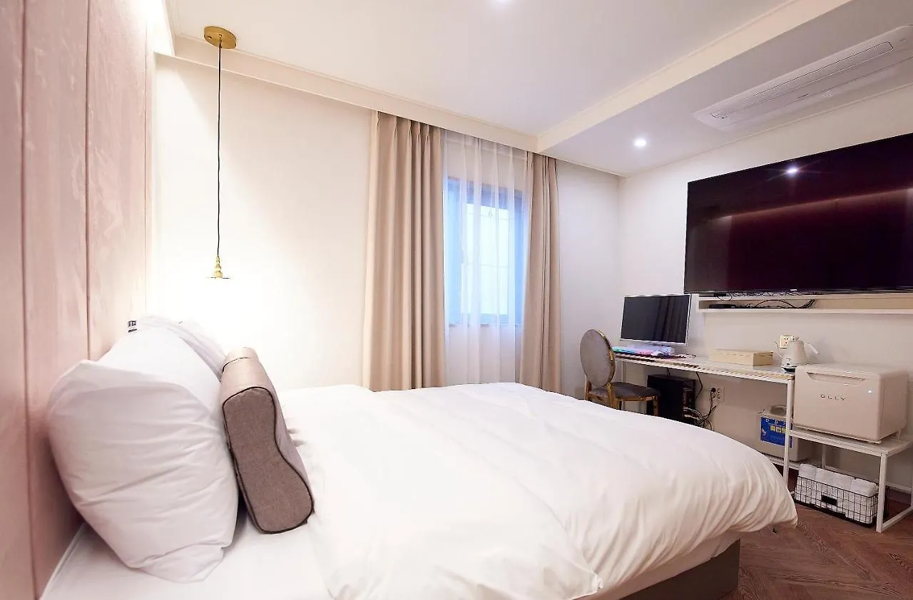 Denbasta Signature Hotel Busan
