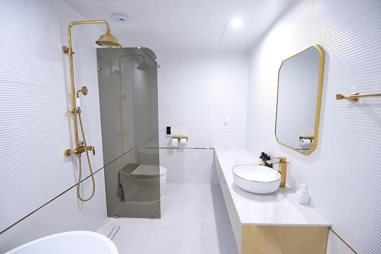 Denbasta Signature Hotel Busan