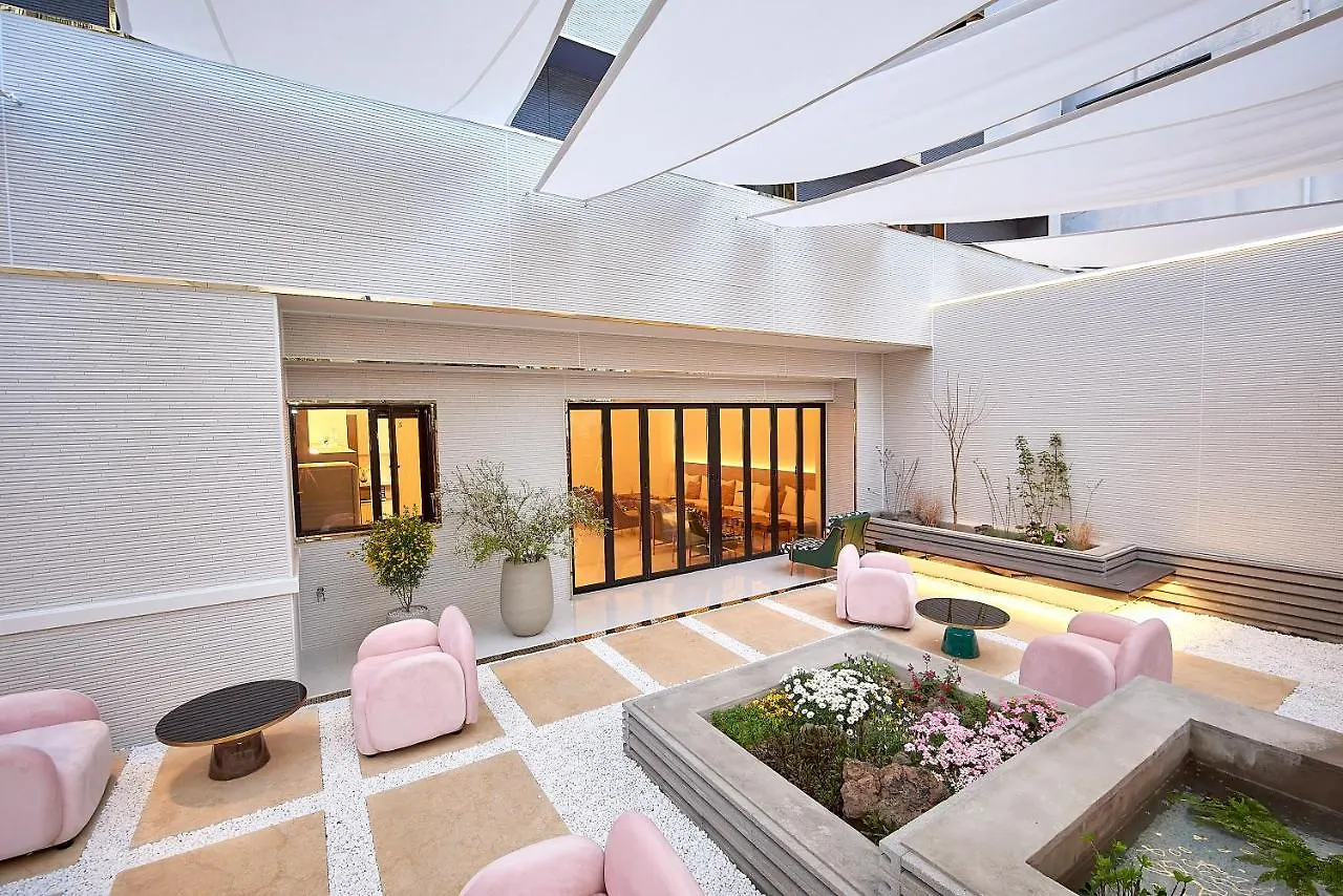 Denbasta Signature Hotel Busan